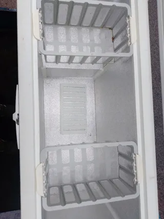 Arcón congelador blanco