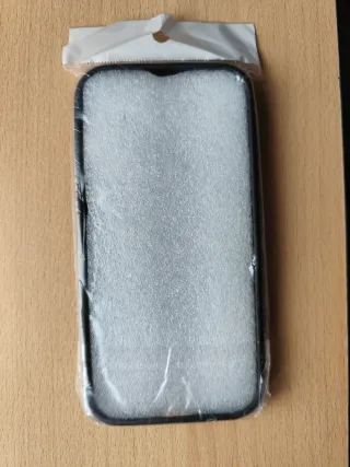 Fundas y Protectores Pantalla iPhone 15/16