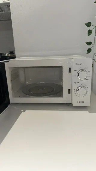 Microondas Orbegozo Blanco