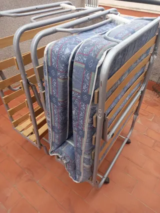 Cama Plegable Tela y Metal