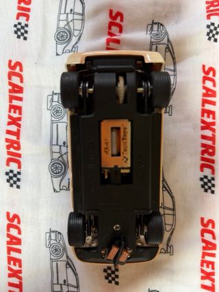 Scalextric Ford RS200 EXIN con luz