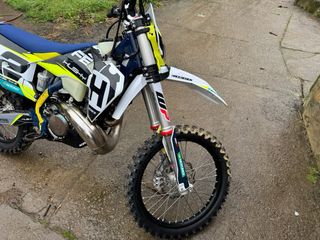 Husqvarna TE 300 Enduro Moto