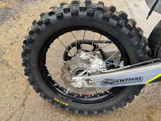 Husqvarna TE 300 Enduro Moto