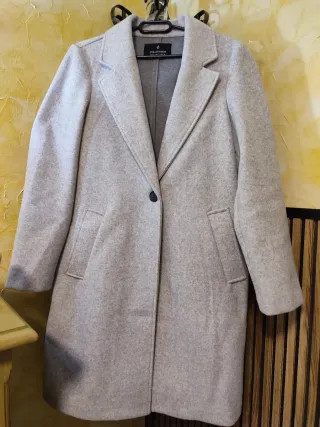 Abrigo Stradivarius Gris Talla S