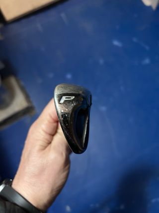 Bolsa de golf Cobra y palos TaylorMade M2