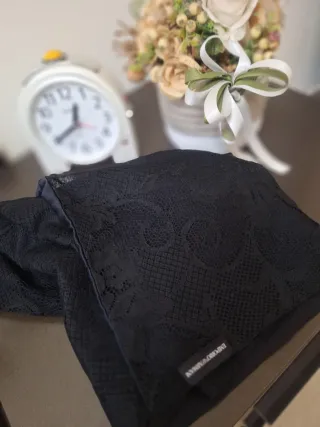 Stola Emporio Armani nera in pizzo