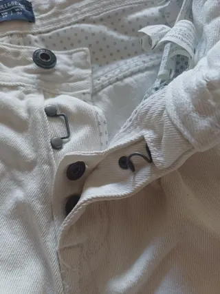 Pantalón corto blanco Pull&Bear