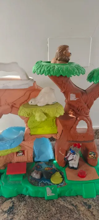 Parque de animales infantil