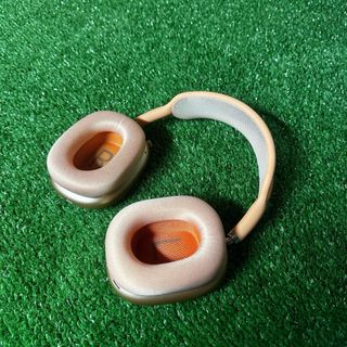 AirPods Max Apple Naranja Dorado