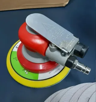 CONJUNTO DE LIJADORA Y PISTOLA DE PINTAR