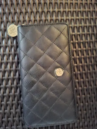 Cartera con departamentos para tarjetas