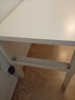 Escritorio blanco IKEA -PAHL