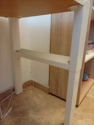 Escritorio blanco IKEA -PAHL