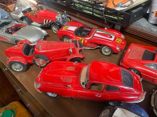 18 modellini auto pressofuse 1/18 burago