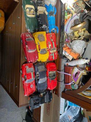 18 modellini auto pressofuse 1/18 burago