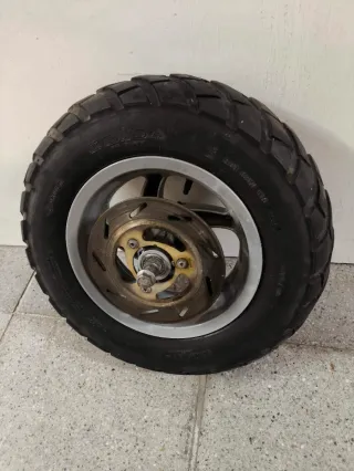 Rueda Delantera Piaggio Typhoon 50