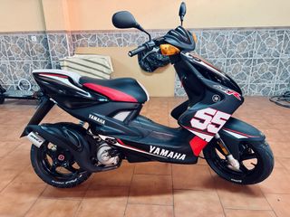Yamaha Aerox 50cc. De serie, muy cuidada.