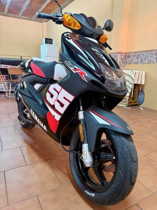 Yamaha Aerox 50cc. De serie, muy cuidada.