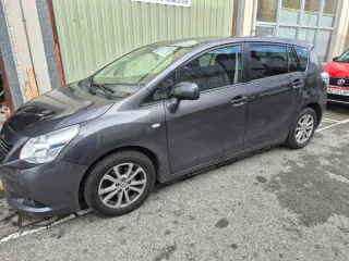 Toyota Verso 2012