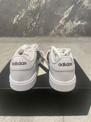 Scarpe Adidas Bianche e Nere Tg 36