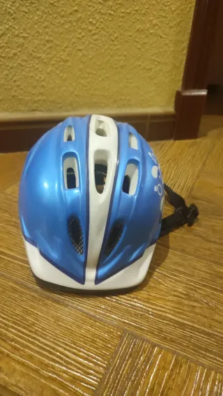 Casco infantil azul Talla S