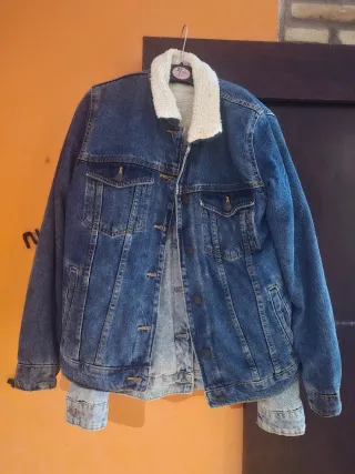 Chaqueta vaquera con forro sherpa