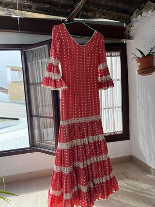 Vestido Flamenca Coral con Bodoques
