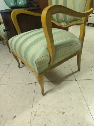 Pareja de sillones antiguos madera y tela