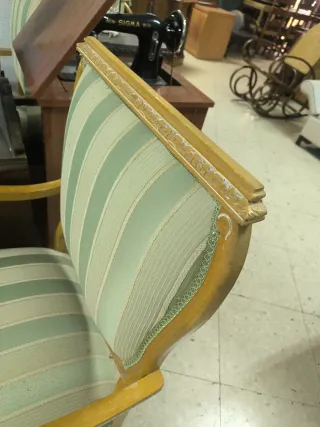 Pareja de sillones antiguos madera y tela