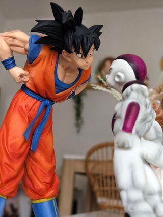 Figura Dragon Ball Goku vs Freezer 24cm