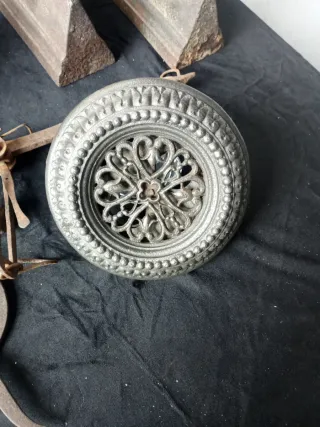 Antigüedad decorativa de metal