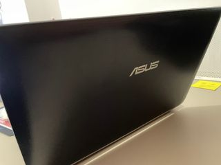 Portátil Asus Negro