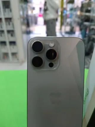 iPhone 16 Pro Max 256GB Argento