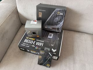 PC Ryzen 5 8500G, 32GB DDR5, 1TB SSD, WiFi