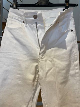 Pantalón vaquero blanco
