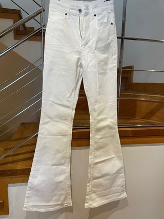 Pantalón vaquero blanco