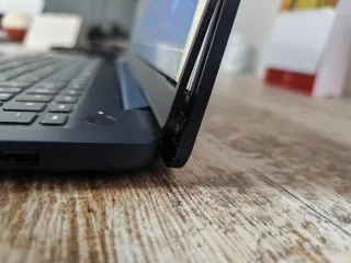 Portátil Lenovo i5 PANTALLA ROTA