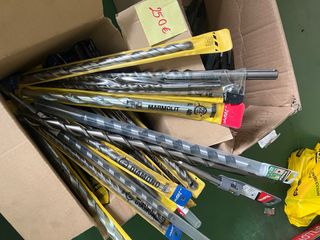 Lote de brocas para pared y hormigón