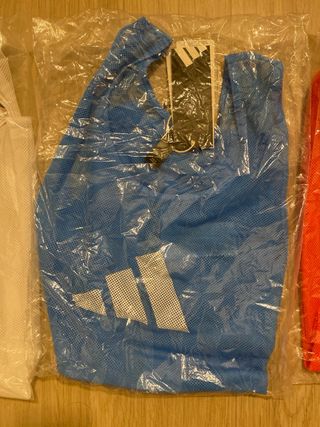 Petos Adidas Deportivos (30 uds)