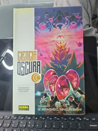 Ciencia Oscura 2:: Sé bienvenido, ningún lugar ...