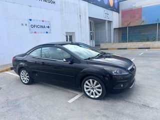 Ford Focus cabrio 2.0 145 caballos. Buen estado