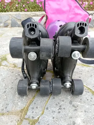 Patines niña T35-38 + Casco y Protecciones