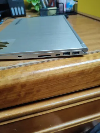 Portátil MSI Prestige Plata i5 8th gen