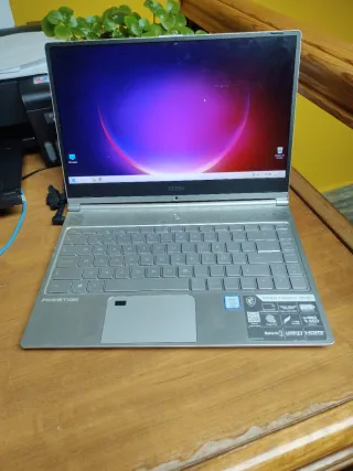 Portátil MSI Prestige Plata i5 8th gen