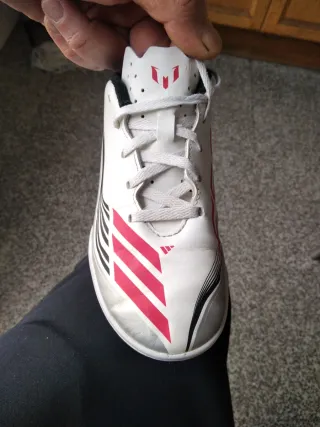 Zapatillas Niño Fútbol Sala Messi Adidas