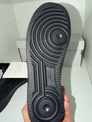 Nike Air Force 1 Negras