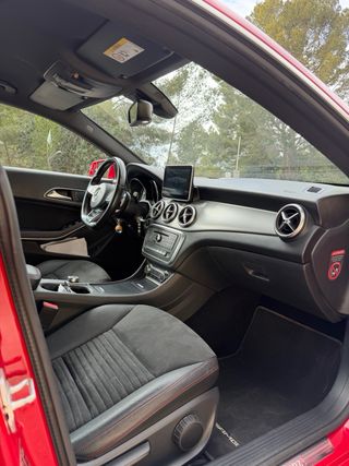 Mercedes-Benz  CLA 2015