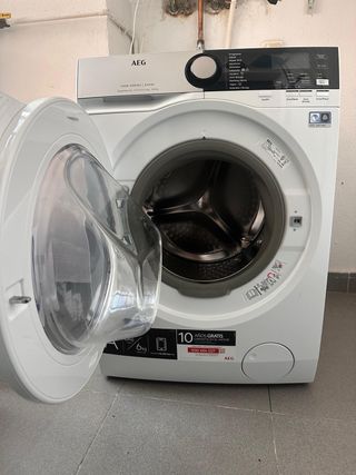 Lavadora Secadora AEG 7000 Kombi 8/6kg