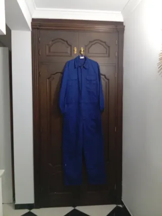 Ropa de trabajo azul