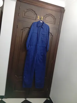 Ropa de trabajo azul